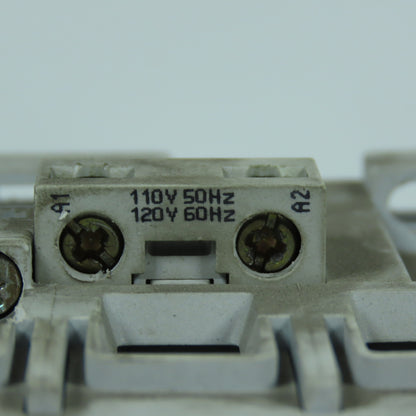 Allen-Bradley 100-C60*00 3-Pole Contactor 60A 120V Coil 40HP 460V