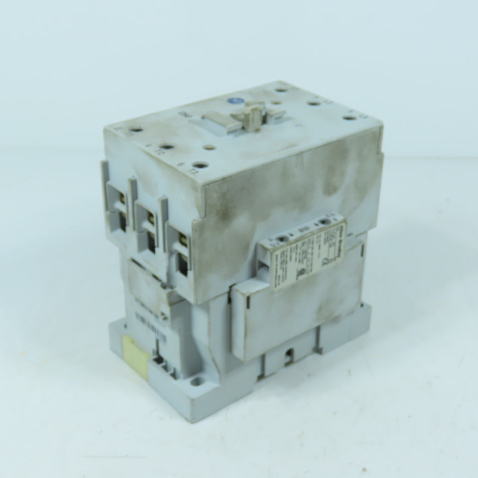 Allen-Bradley 100-C60*00 3-Pole Contactor 60A 120V Coil 40HP 460V