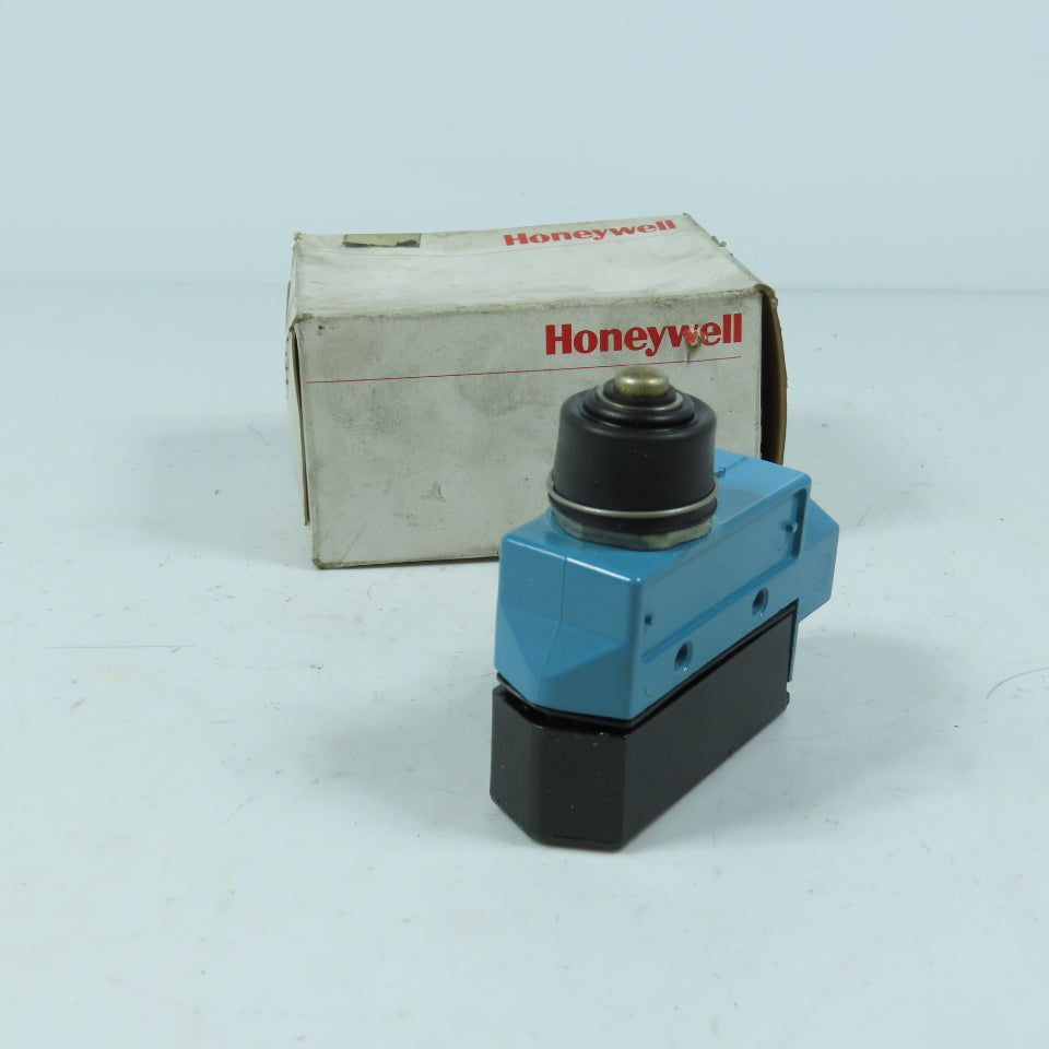 Honeywell Micro Switch BZE6-2RN Limit Switch Top Plunger Boot Seal 15A SPDT