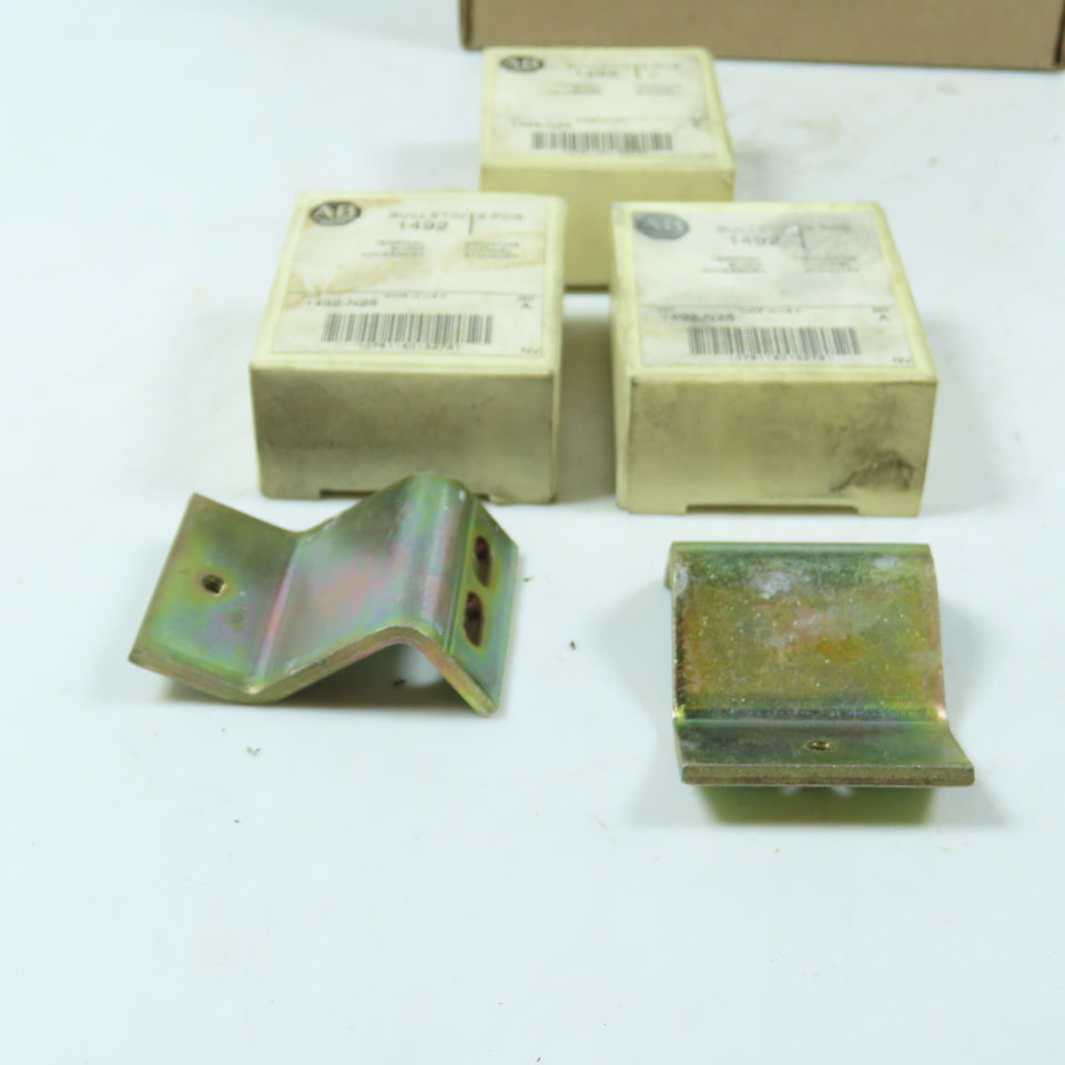 Allen-Bradley 1492-N25 Terminal Block Mounting Channel Standoff Ser A Lot of 3