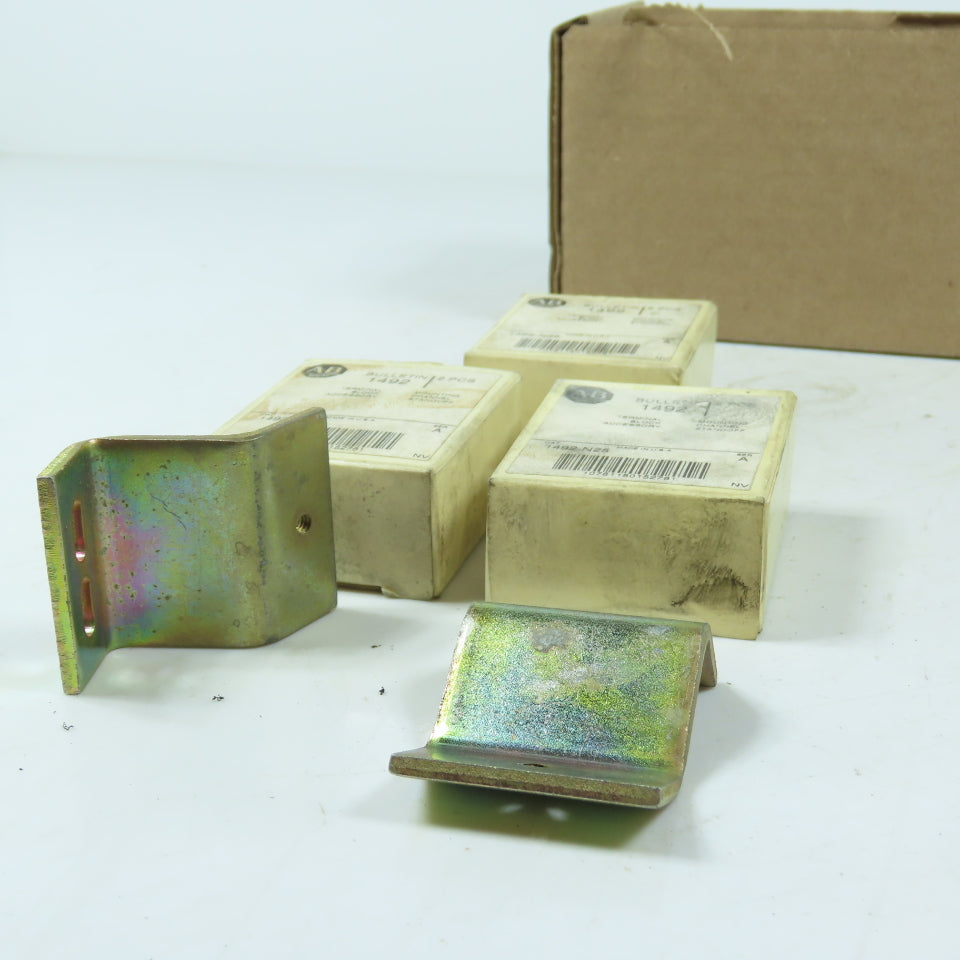 Allen-Bradley 1492-N25 Terminal Block Mounting Channel Standoff Ser A Lot of 3