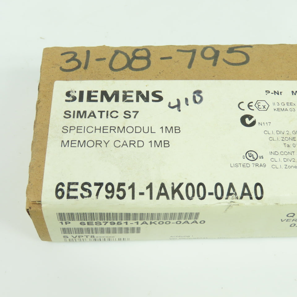 Siemens 6ES7951-1AK00-0AA0 Simatic S7 1MB Memory Card NEW