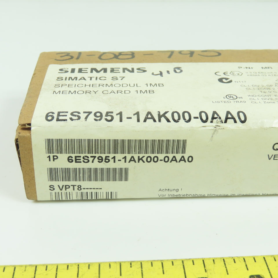 Siemens 6ES7951-1AK00-0AA0 Simatic S7 1MB Memory Card NEW