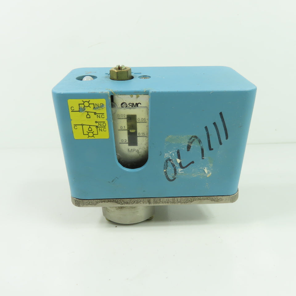 SMC ISC302-02BL5-X220 Pressure Switch 0.2MPa 30VDC 0.1A