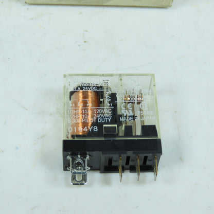 Allen-Bradley 700-HK36Z24 Slim Line Plug In Relay 24VDC Ser A Lot Of 3