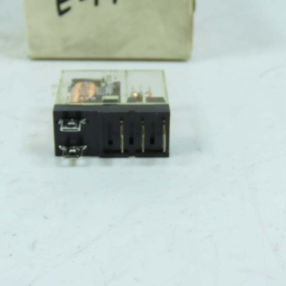 Allen-Bradley 700-HK36Z24 Slim Line Plug In Relay 24VDC Ser A Lot Of 3