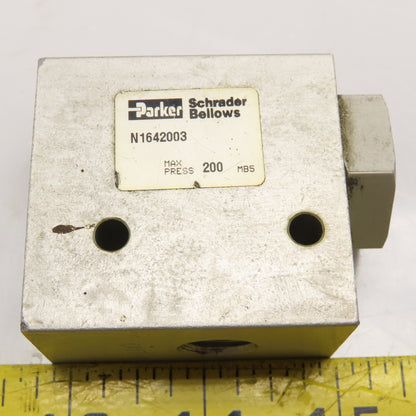 Parker N1642003 200PSI Pneumatic Shuttle Valve 1/4" NPT