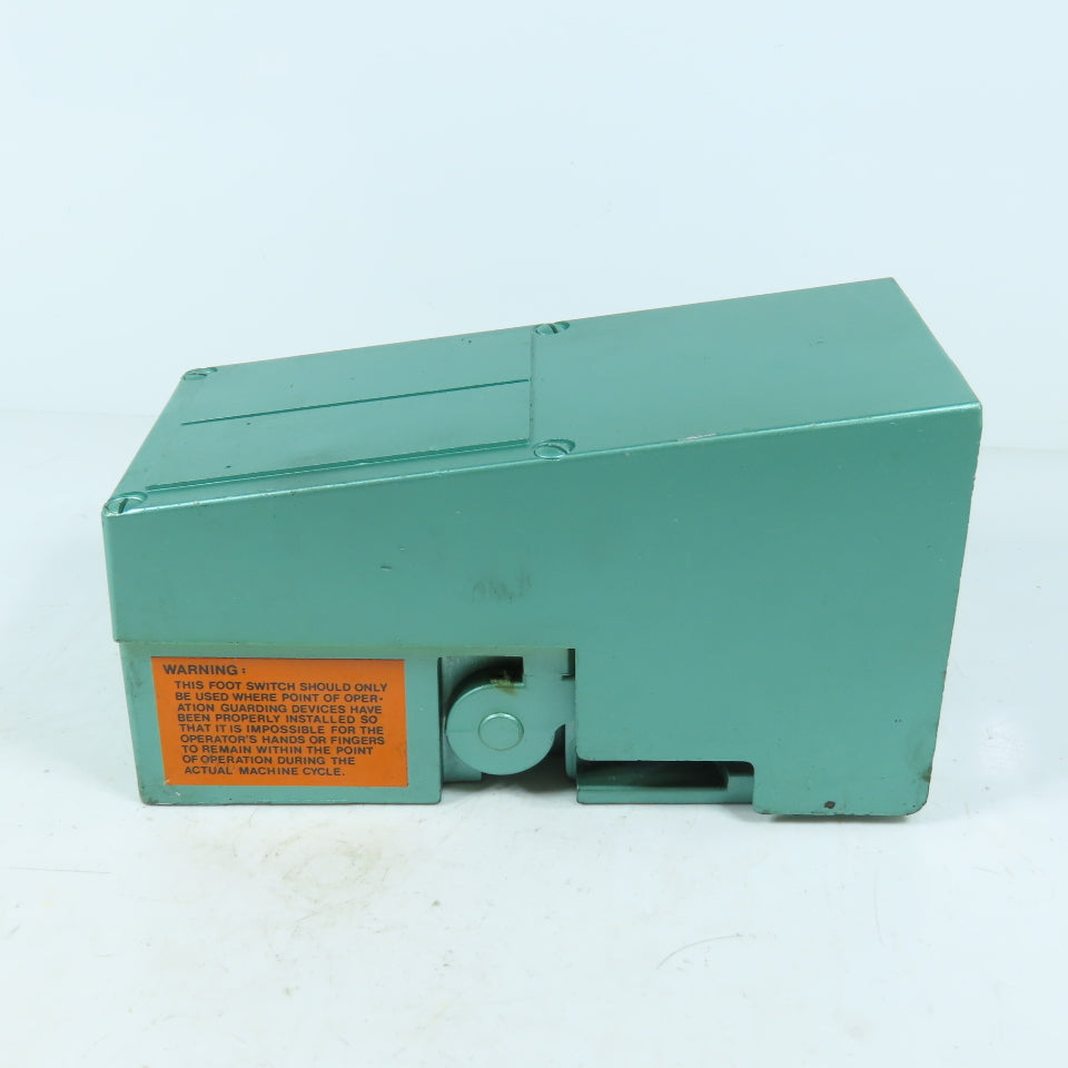 Numatics NS666 Pneumatic Spring Return Foot Pedal Valve with Guard