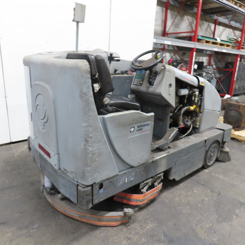 Advance Nilfisk Captor 4800 LPG Ride On Floor Sweeper Scrubber 62" Sweep 1970Hrs