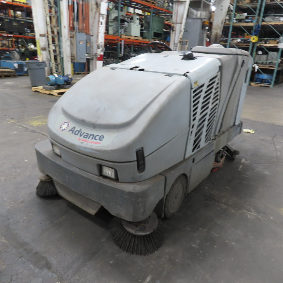 Advance Nilfisk Captor 4800 LPG Ride On Floor Sweeper Scrubber 62" Sweep 1970Hrs