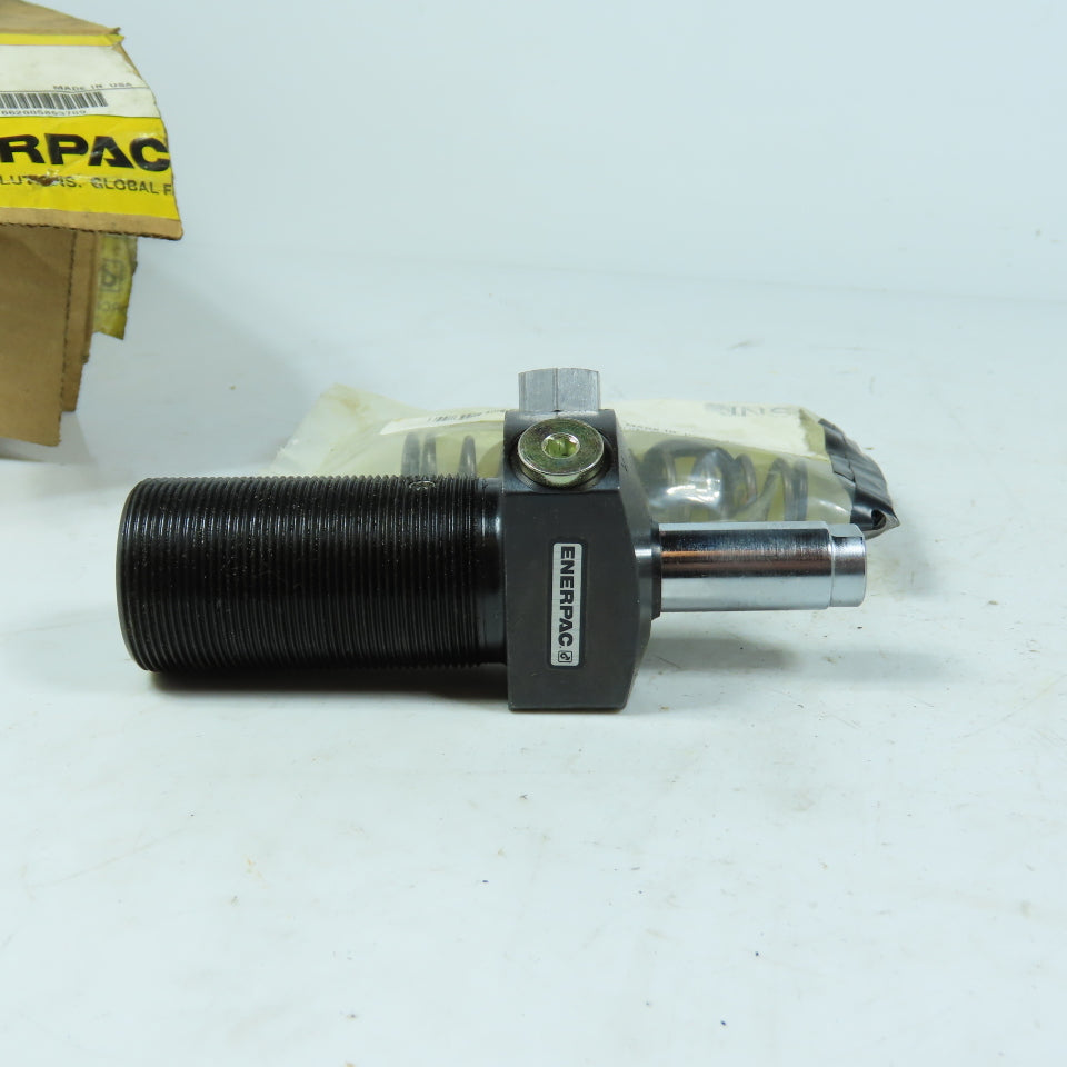 Enerpac PTSS51 Hydraulic Pull Cylinder 1259 lbs Capacity
