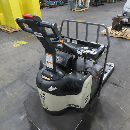 Crown PE4500-80 8000 LB 24V Walkie/Rider Pallet Jack Truck