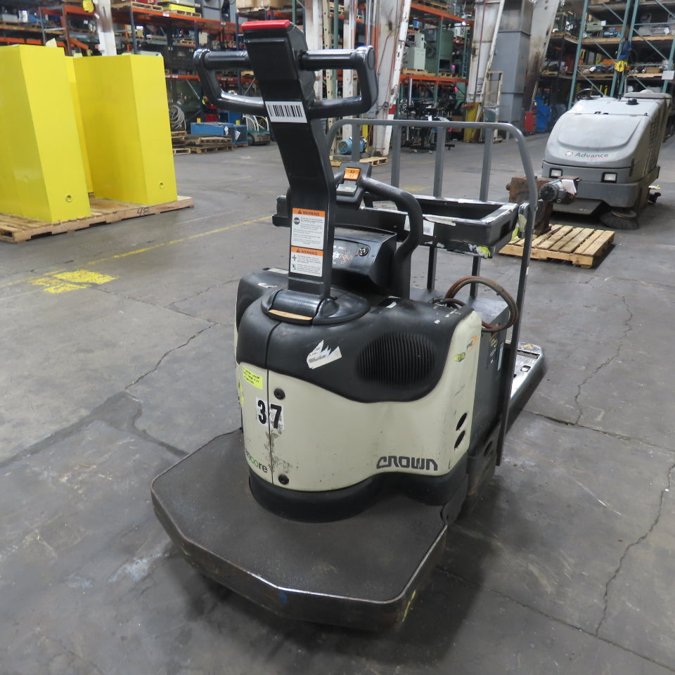 Crown PE4500-80 8000 LB 24V Walkie/Rider Pallet Jack Truck