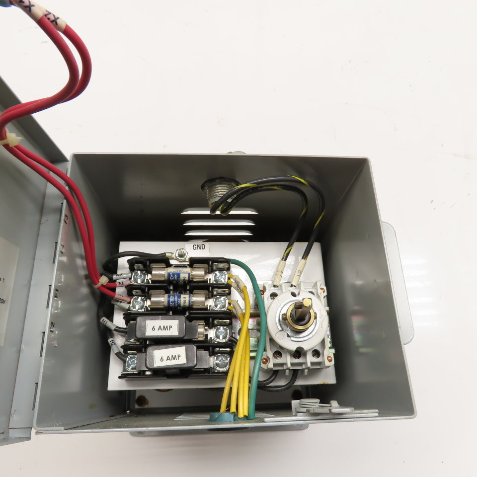 Daykin MDGTC-05 1000VA 480V Primary 120V Secondary Transformer Disconnect Switch