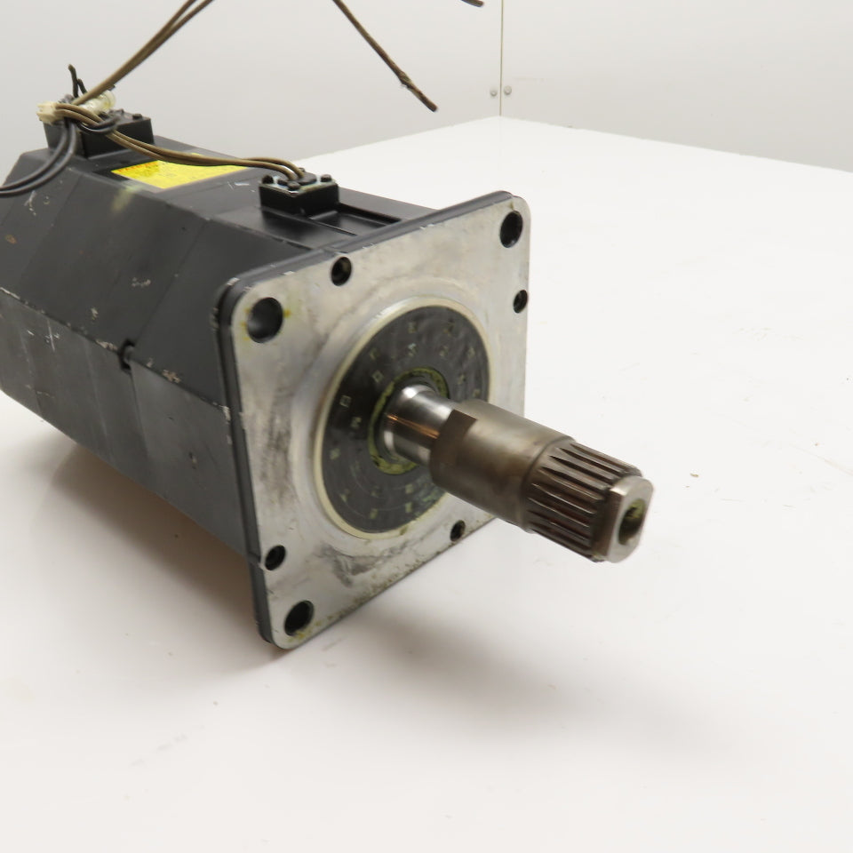 Fanuc A06B-0142-B675 AC Servo Motor 2.1kW For Parts/Repair
