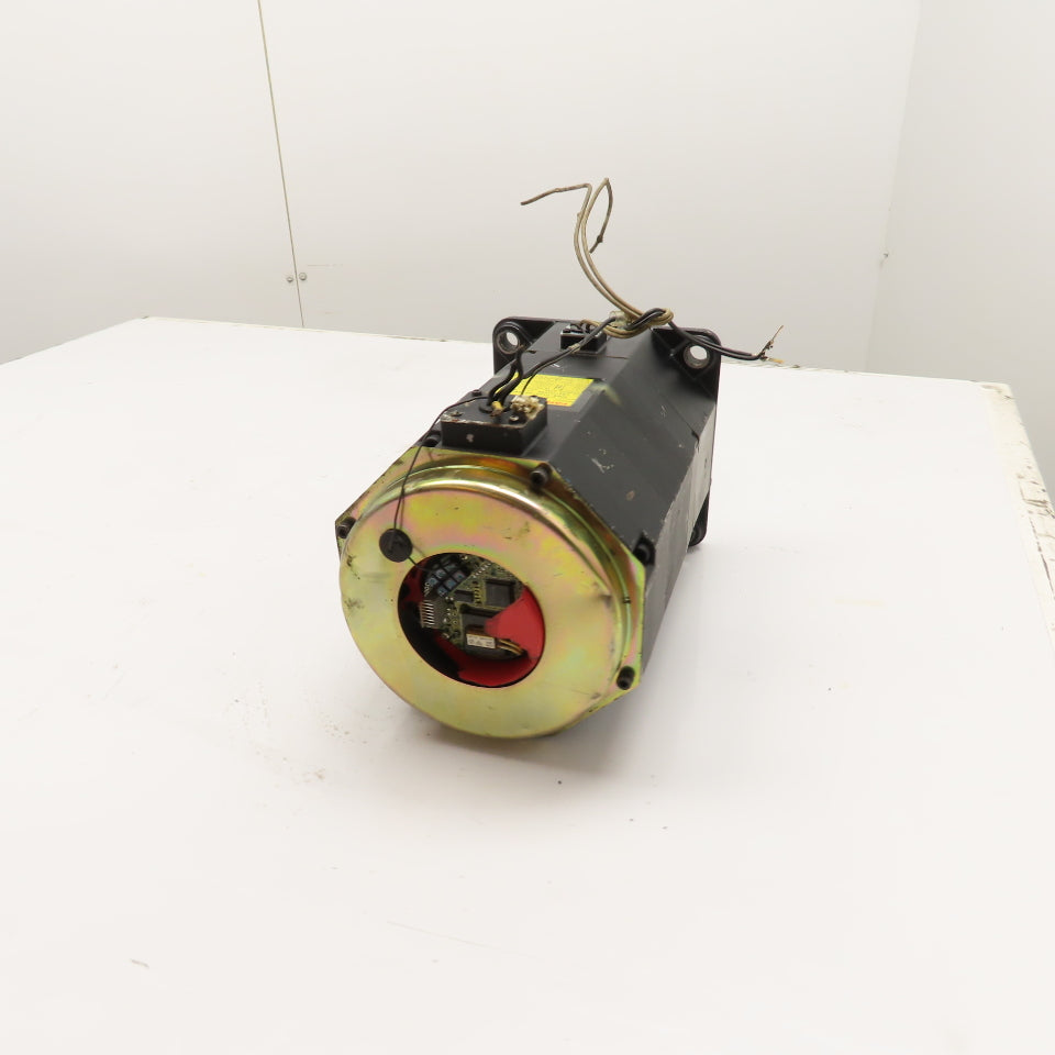 Fanuc A06B-0142-B675 AC Servo Motor 2.1kW For Parts/Repair