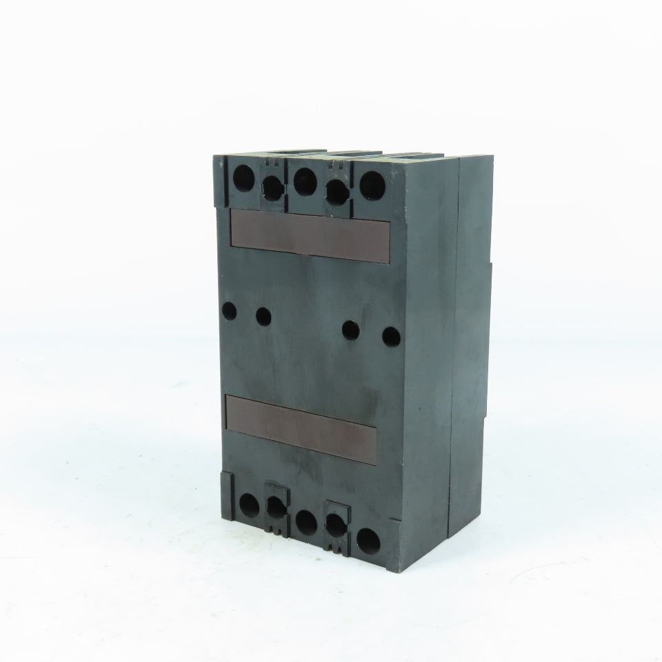 Hitachi F30B300 F-30B 30A 600V 3-Pole Circuit Breaker