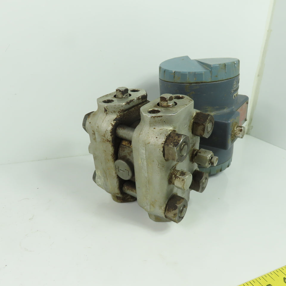 Foxboro 823DP-I3S1NM2-Y Electronic Pressure Transmitter W/ A182F316 Manifold