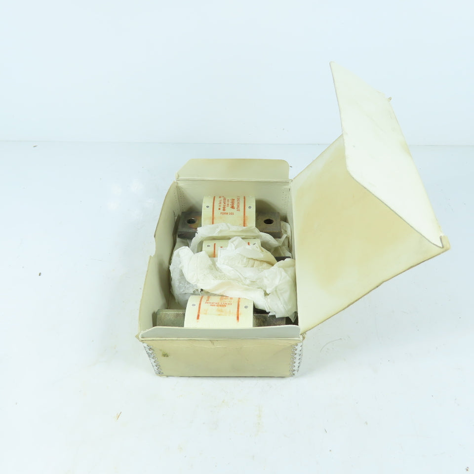 Shawmut A50P700 Amp-Trap Form 101 Semiconductor Fuse 700A Type 4 Lot of 3