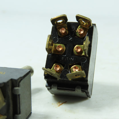 Eaton Cutler Hammer DPDT Toggle 20A 125V Heavy Duty DPDT Toggle Switch Lot of 4