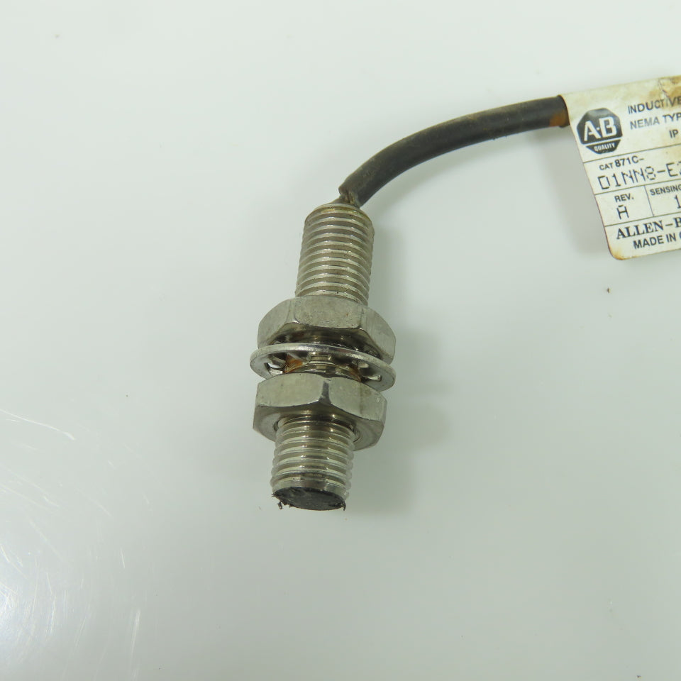 Allen Bradley D1NN8-E2 Inductive Proximity Sensor Ser A Rev A 1.5mm