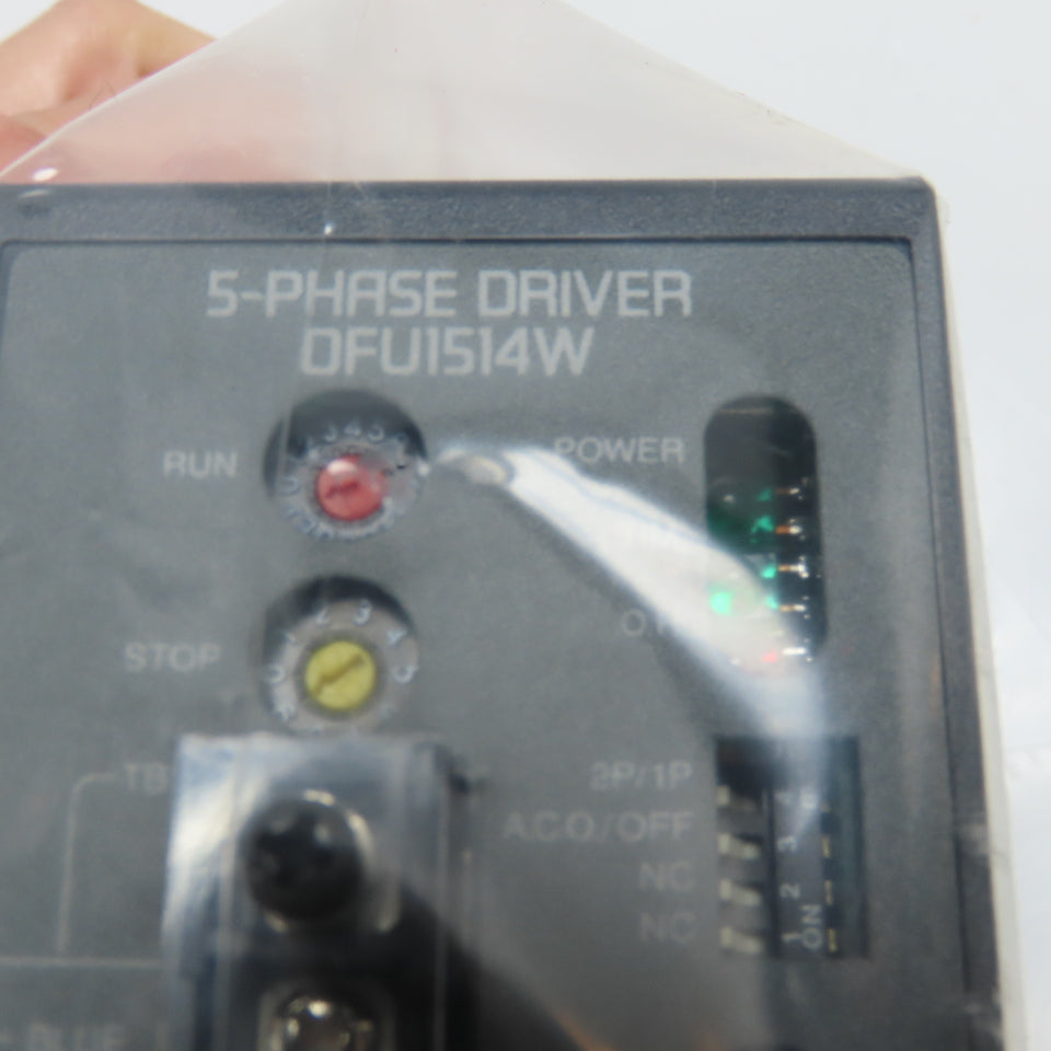 Vexta UFK564BW 5 Phase Driver Stepper Motor 110-115V 50/60Hz 1Ph