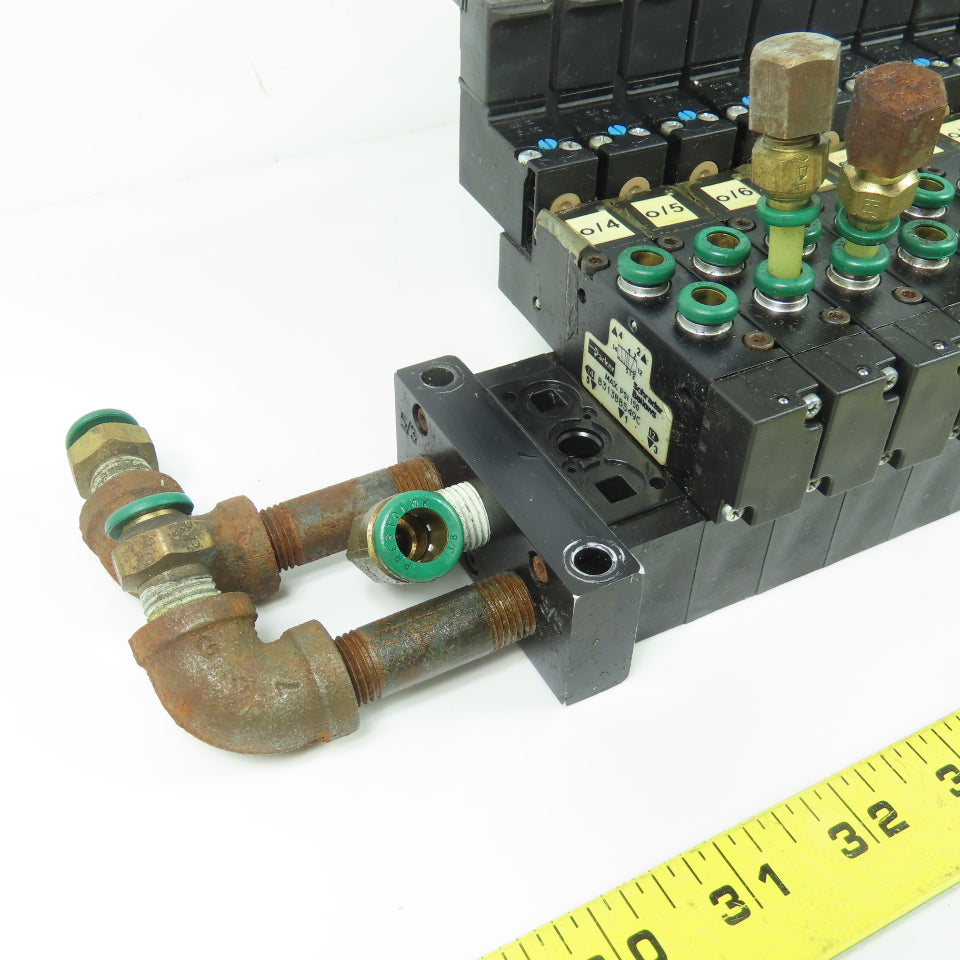 Parker Schrader Bellows (12) B313BB549C Solenoid Valve Bank 150PSI 24V
