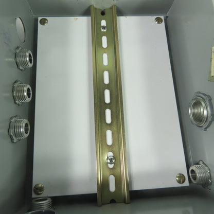 Wiegmann 10" x 8" x 4" Electrical Enclosure Type 12,13 W/ Backplate