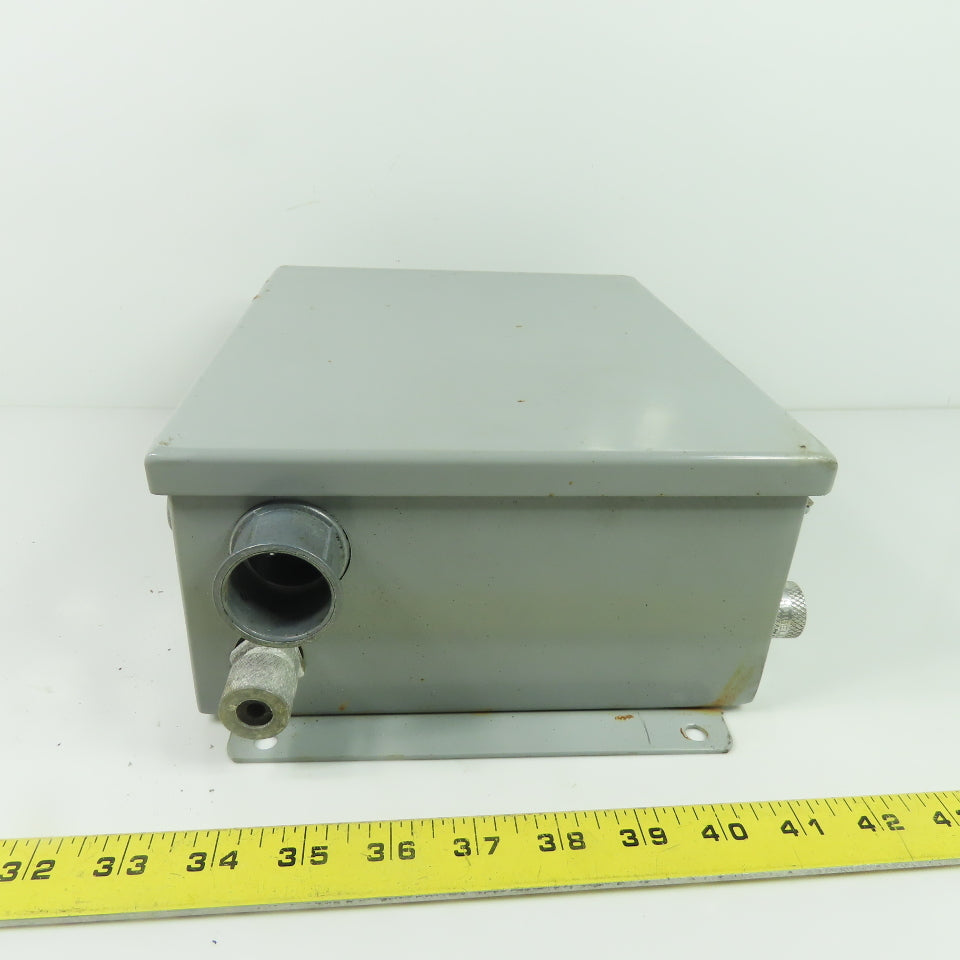 Wiegmann 10" x 8" x 4" Electrical Enclosure Type 12,13 W/ Backplate