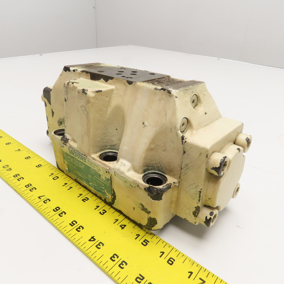 Vickers DG5S-8-33C-T-M-U-HL7-40 Directional Control Valve