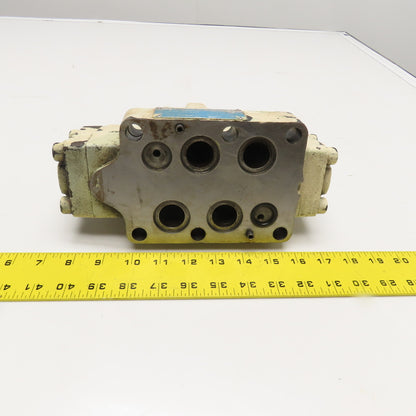 Vickers DG5S-8-33C-T-M-U-HL7-40 Directional Control Valve