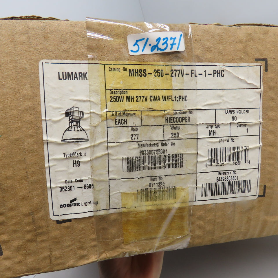 Cooper Lighting MHSS-250-277V-FL-1-PHC 277V 250W Light Fixture