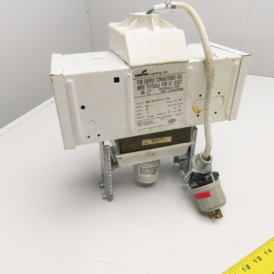 Cooper Lighting MHSS-250-277V-FL-1-PHC 277V 250W Light Fixture