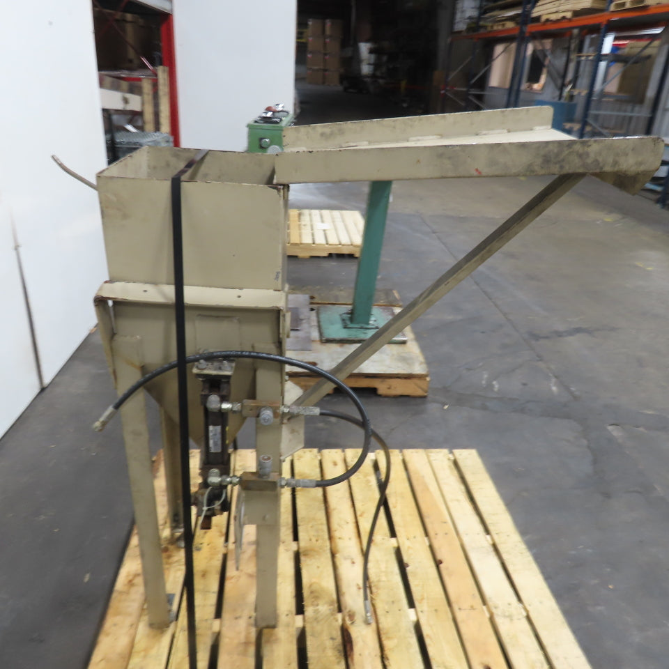 12" x 12" Top Fill Hopper W/ Hydraulic Open/Close Valve