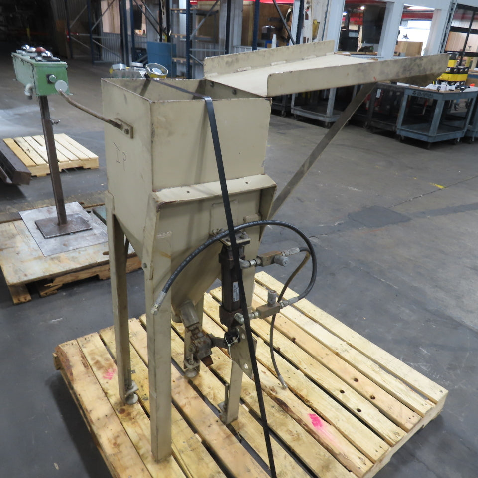12" x 12" Top Fill Hopper W/ Hydraulic Open/Close Valve