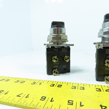 Cutler-Hammer 10250T 3-Position Selector Switches Heavy Duty Black Knob Lot of 4