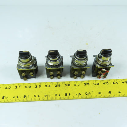 Cutler-Hammer 10250T 3-Position Selector Switches Heavy Duty Black Knob Lot of 4