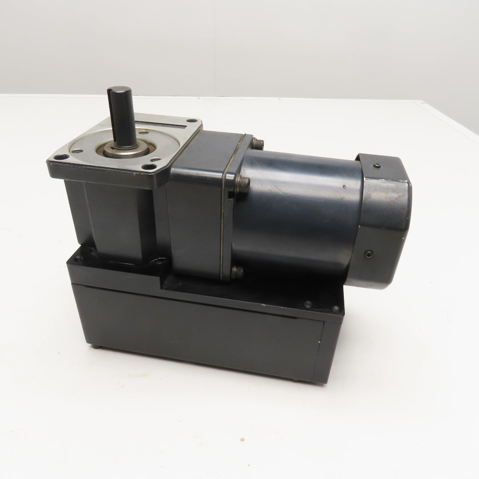 Oriental Motor 5RK60GU-AWT 5GU120RH 100-110/115V 50/60Hz Reversible Gear Motor