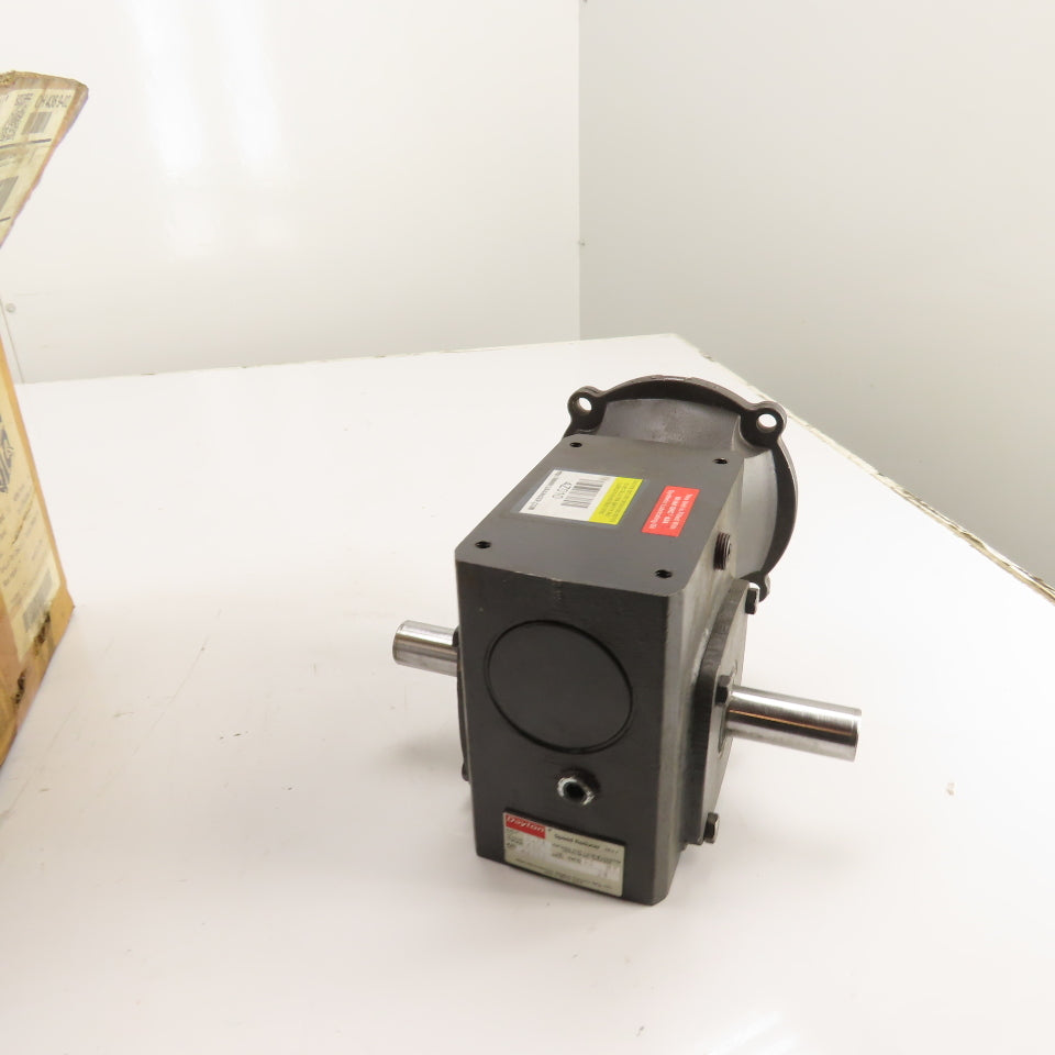 Dayton 4Z010 30:1 C-Face Right Angle Speed Reducer 56C 0.75HP