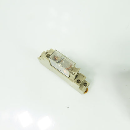 Omron G2R-1-SN Relay 10A 110VAC W/ Base Lot Of 14