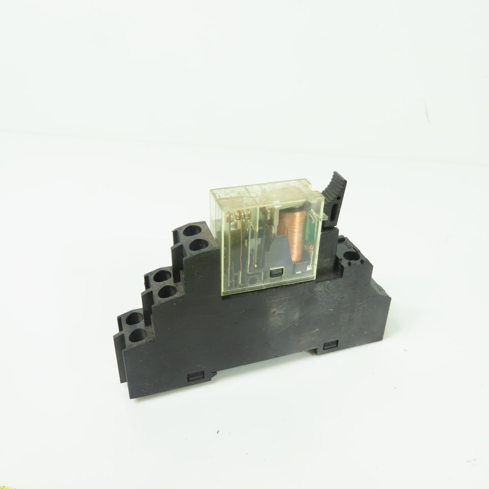 Allen Bradley 700-HK32Z24-4 Ser A Relay 120/240VAC 5A 24VDC Coil W/Base Lot/ 10