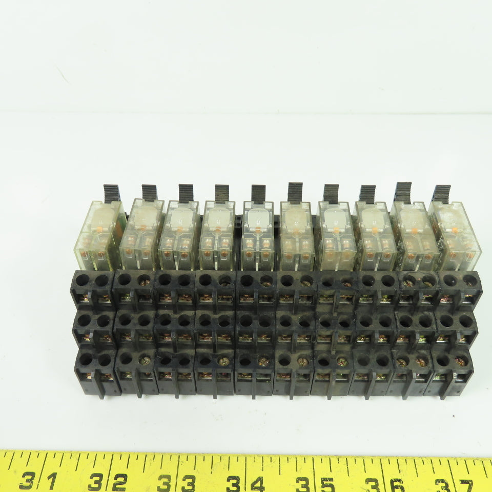 Allen Bradley 700-HK32Z24-4 Ser A Relay 120/240VAC 5A 24VDC Coil W/Base Lot/ 10