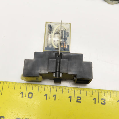 Allen Bradley 700-HF32Z24-4 24VDC Plug On Relay W/ Socket Base Lot Of 5