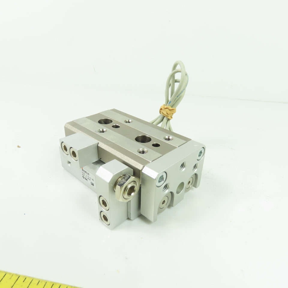 SMC MXQ16-20 Pneumatic Guided Slide Table Cylinder 20mm Stroke 16mm Bore