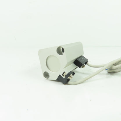 SMC CDQ2B20-20D-A73 Pneumatic Cylinder 20mm Stroke 1.0MPa