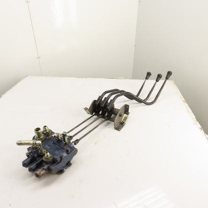 Toyota 5FBE15 67720-15300-71 3-Spool Hydraulic Control Mast Valve W/Levers