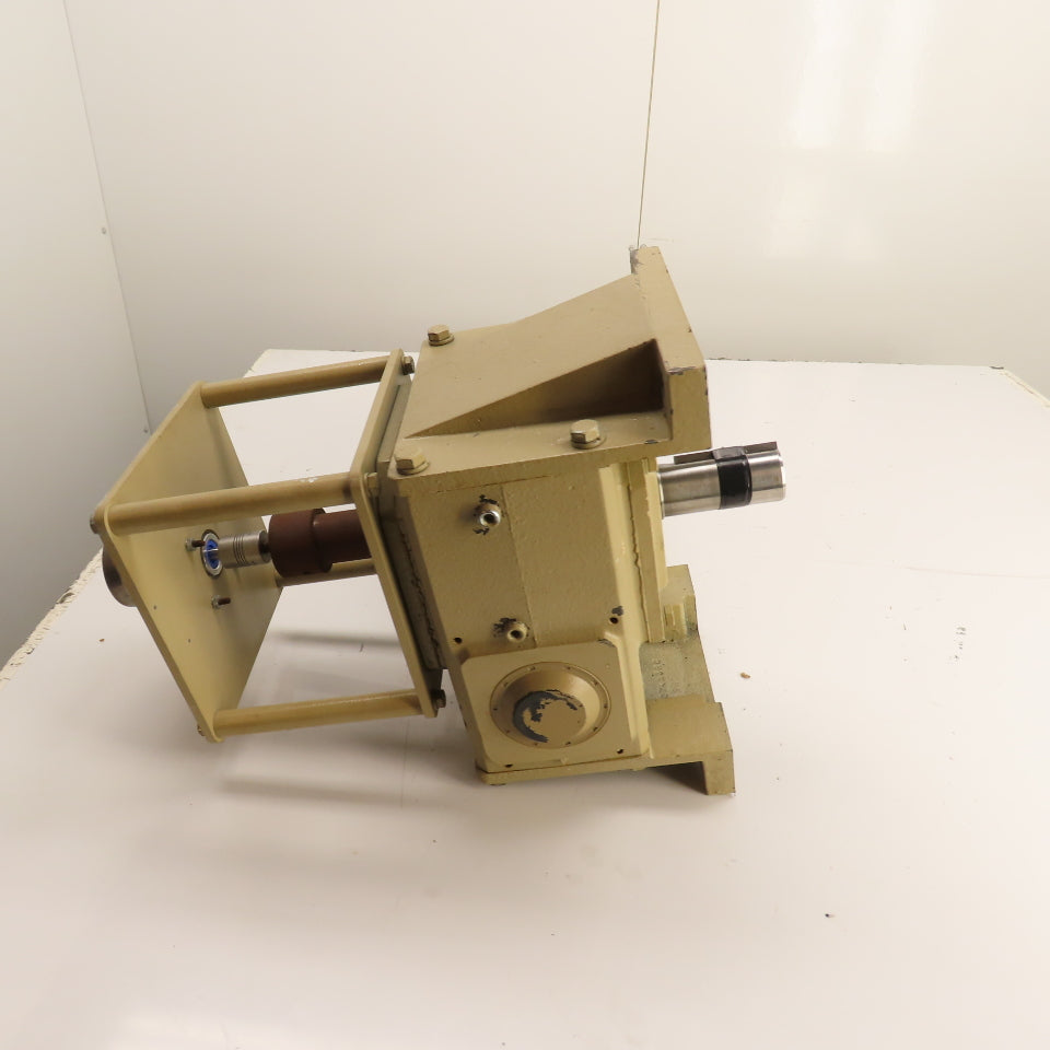 Dayton 4Z017C Right Angle Gear Motor 1HP 30:1 Ratio 58RPM 230/460V 3PH Tested
