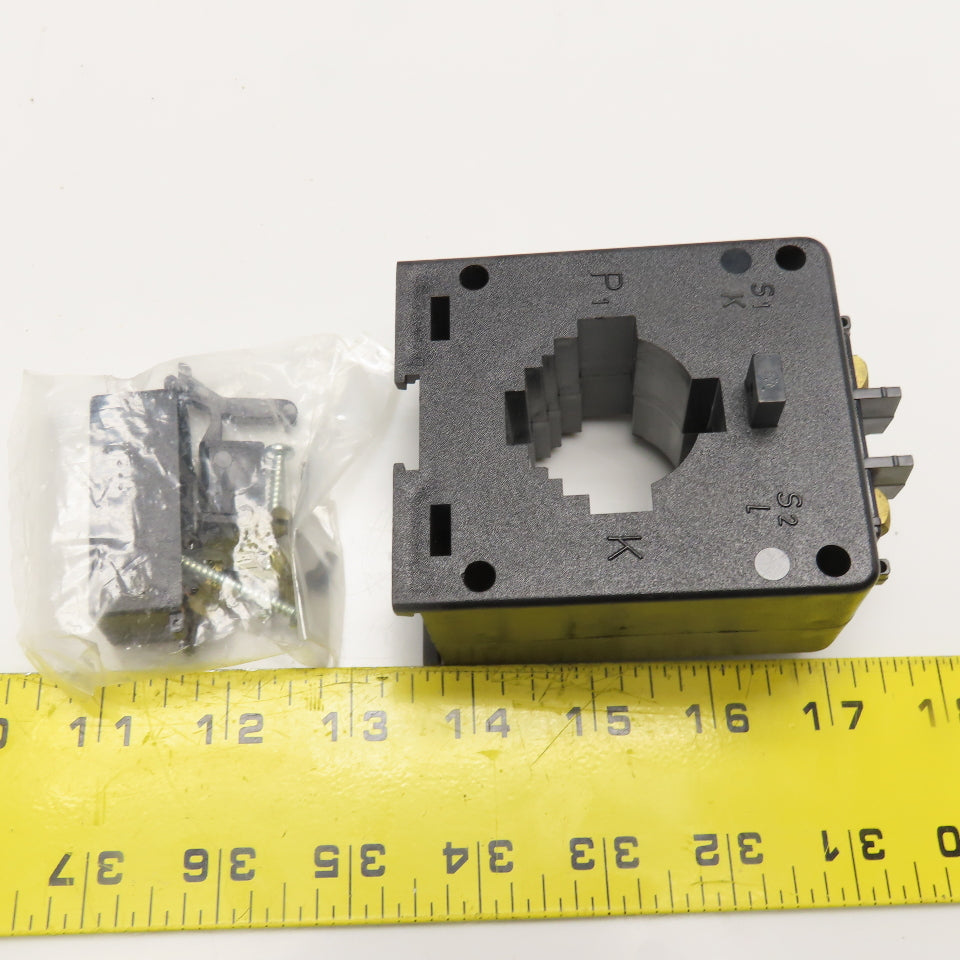 Carlo Gavazzi TAD 4 Current Transformer 500:5 Ratio 40-60Hz 0.72/3kv