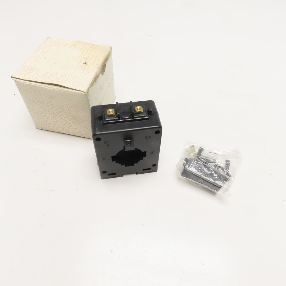 Carlo Gavazzi TAD 4 Current Transformer 500:5 Ratio 40-60Hz 0.72/3kv