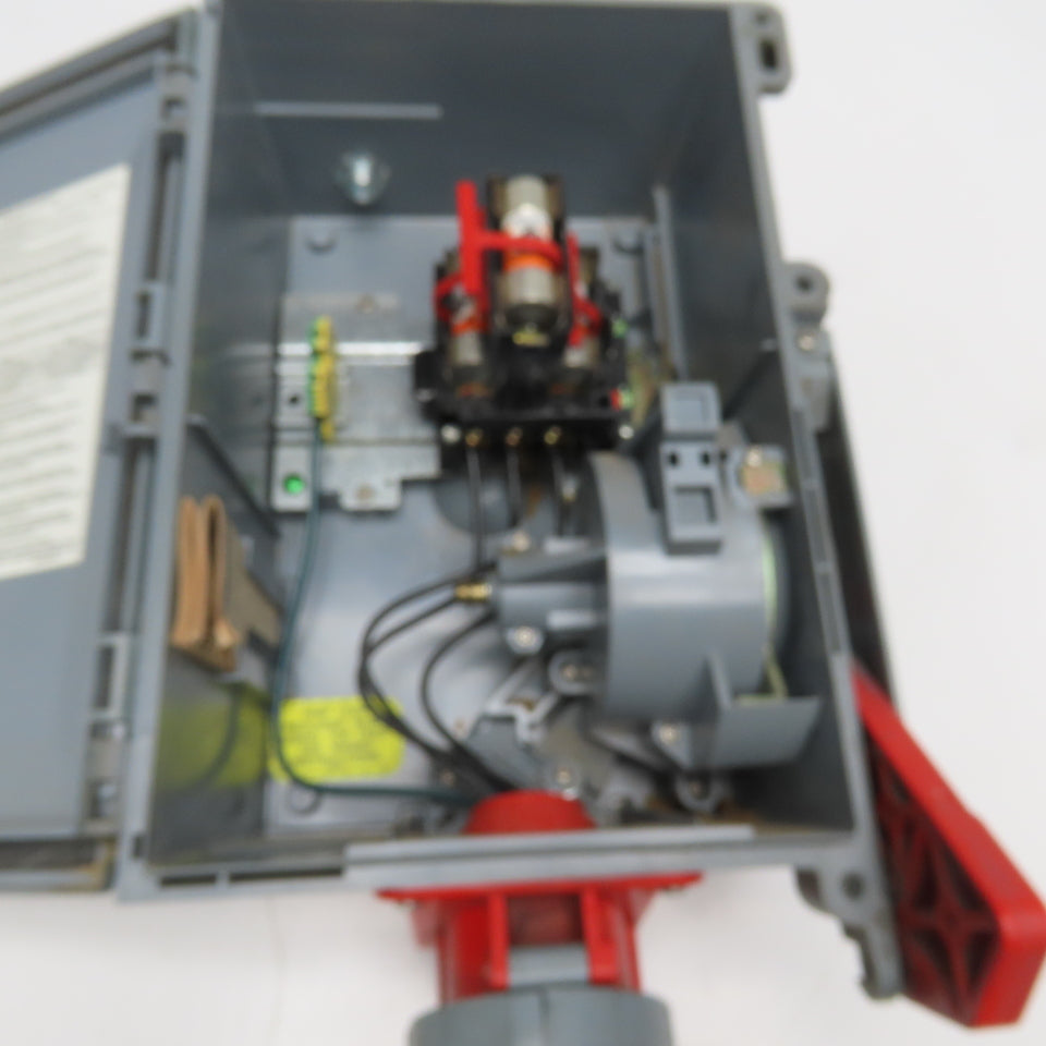 Hubbell HBL430MIF7W 30A 480V 15Hp Max Fused Mechanical Interlock